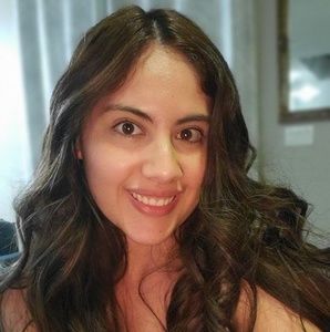 Meet your Posher, Stefanie